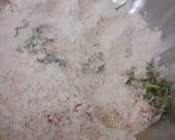 A picture of step 2 of Masala roti or paratha.