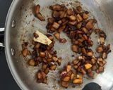 Foto del paso 4 de la receta: Fusilli con Foie y Manzana Caramelizada