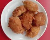 Foto langkah ke 3 dari resep Telur Kelapa Parut Goreng.
