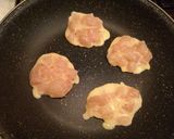 Illatos-omlós húskorong recept fázis 9 fotója