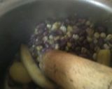 A picture of step 4 of Black eyed peas mukimo_njahi mukimo.