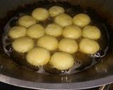 Foto langkah ke 6 dari resep Roti goreng isi sosis keju coklat.