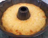 A picture of step 4 of Cream Cheese Flan.