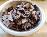 ચોકલેટ ચિપ્સ(chocolate chips recipe in gujarati) રેસીપી સ્ટેપ1ફોટો