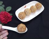 A picture of step 4 of Sweet potato sesame balls.