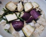 Foto langkah ke 3 dari resep Lodeh Terong Tempe.