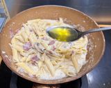 Foto langkah ke 8 dari resep Truffle Creamy Pasta.