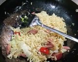 Foto langkah ke 5 dari resep Mie Goreng Jawa Simpel.