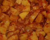 A picture of step 2 of Aloo tamatar ki sabji.