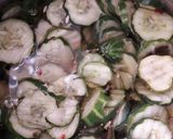 Foto del paso 2 de la receta: Pepinos agridulces para acompañamiento