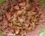 Foto del paso 2 de la receta: Tarta de ricota y manzana (sin harina y sin azúcar)