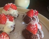 Foto del paso 4 de la receta Madalenas de chocococo y avena con topping blanco.🍰🍓🍓