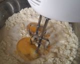 A picture of step 5 of Cream cake.