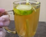 Foto langkah ke 6 dari resep Lemongrass Tea with Honey & Lime (Teh Sereh dgn Madu & Jeruk Nipis).