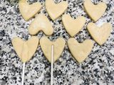 કૂકીઝ (Cookies Recipe In Gujarati)