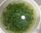 Foto langkah ke 3 dari resep Telor Dadar Pare.