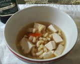 Foto langkah ke 5 dari resep Sup Makaroni Tahu.