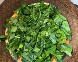 Foto del paso 2 de la receta: Omelette de zanahoria espinaca y muzarella
