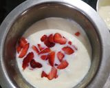 A picture of step 3 of Strawberry Malt Shake.