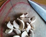 Foto del paso 2 de la receta: Ensalada de espinacas con tocino