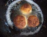 A picture of step 3 of Potato Cheese Balls.
