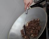Gambar langkah 2 resipi Beef Hor Fun.