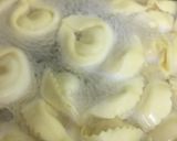 A picture of step 3 of Ham & Cheese Tortelloni.