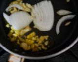 Foto langkah ke 2 dari resep Sup Makaroni Ayam.