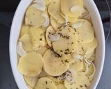 Une image de l'étape 5 de Gratin de Pommes de Terre au Jus de Lapin Chasseur.