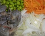 Foto langkah ke 2 dari resep Oseng Edamame Udang.