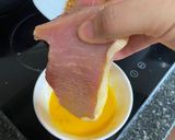A picture of step 3 of Katsu sando.