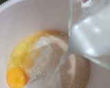 Foto langkah ke 2 dari resep Bolu kukus mekar merah putih.