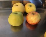 Une image de l'étape 3 de Compote aux pêches de vigne,pommes et prunes du jardin.