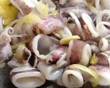 Foto langkah ke 2 dari resep Cumi Basah Saos Tiram.