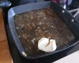 A picture of step 2 of Sig's Fillet of pork with creamed cheese and onion sauce.