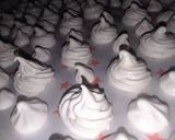 Foto del paso 9 de la receta: Helado de chocolate con masa Tulip y suspiros de vainilla
