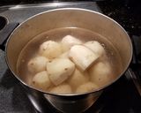A picture of step 1 of German Potato Salad.