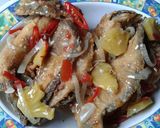 Foto langkah ke 5 dari resep Ikan mujair saus nanas.
