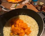 Foto del passaggio 3 della ricetta Risotto alla zucca e glassa di aceto balsamico