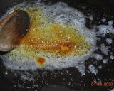 A picture of step 3 of Persian Scrambled eggs with Feta Cheese and Dillپنیر برشته گیلانی.