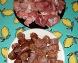 Pas rețetă Carne cu cârnăciori la ceaun 1 fotografie
