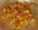 A picture of step 3 of Mushroom fry.