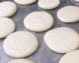 Foto langkah ke 4 dari resep Donat empuk fluffy with fillings.