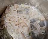 Foto del paso 3 de la receta Caldero de arroz con almejas, gambas y calamar