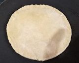 A picture of step 2 of Gobhi aloo dhaniya paratha.
