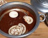 A picture of step 3 of Begun Bhaja.