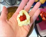 Vegán epres “túrógombóc” recept fázis 4 fotója