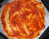 Magyaros házi pizza, ahogy a férjem szereti recept fázis 4 fotója
