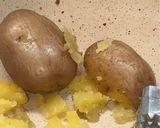 Foto langkah ke 2 dari resep Simple Mashed Potatoes.