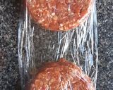 Foto del paso 7 de la receta: Hamburguesas de Carne de res, Chistorra y Chorizos